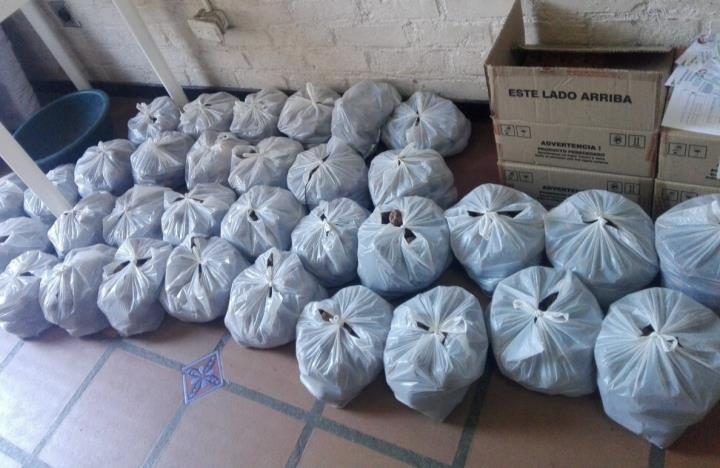 Mercados empacados listos para entregar